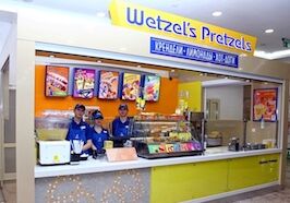 Киоск «Wetzel's Pretzels»